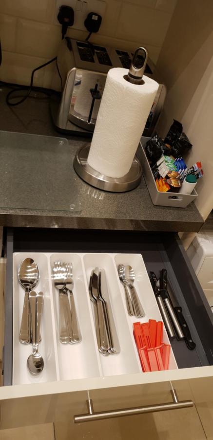 London Luxury Apartments 5 Min Walk From Ilford Station, With Free Parking Free Wifi المظهر الخارجي الصورة