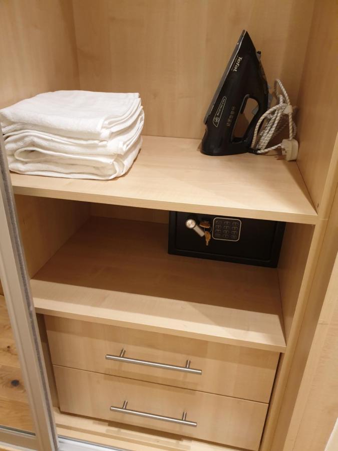London Luxury Apartments 5 Min Walk From Ilford Station, With Free Parking Free Wifi المظهر الخارجي الصورة