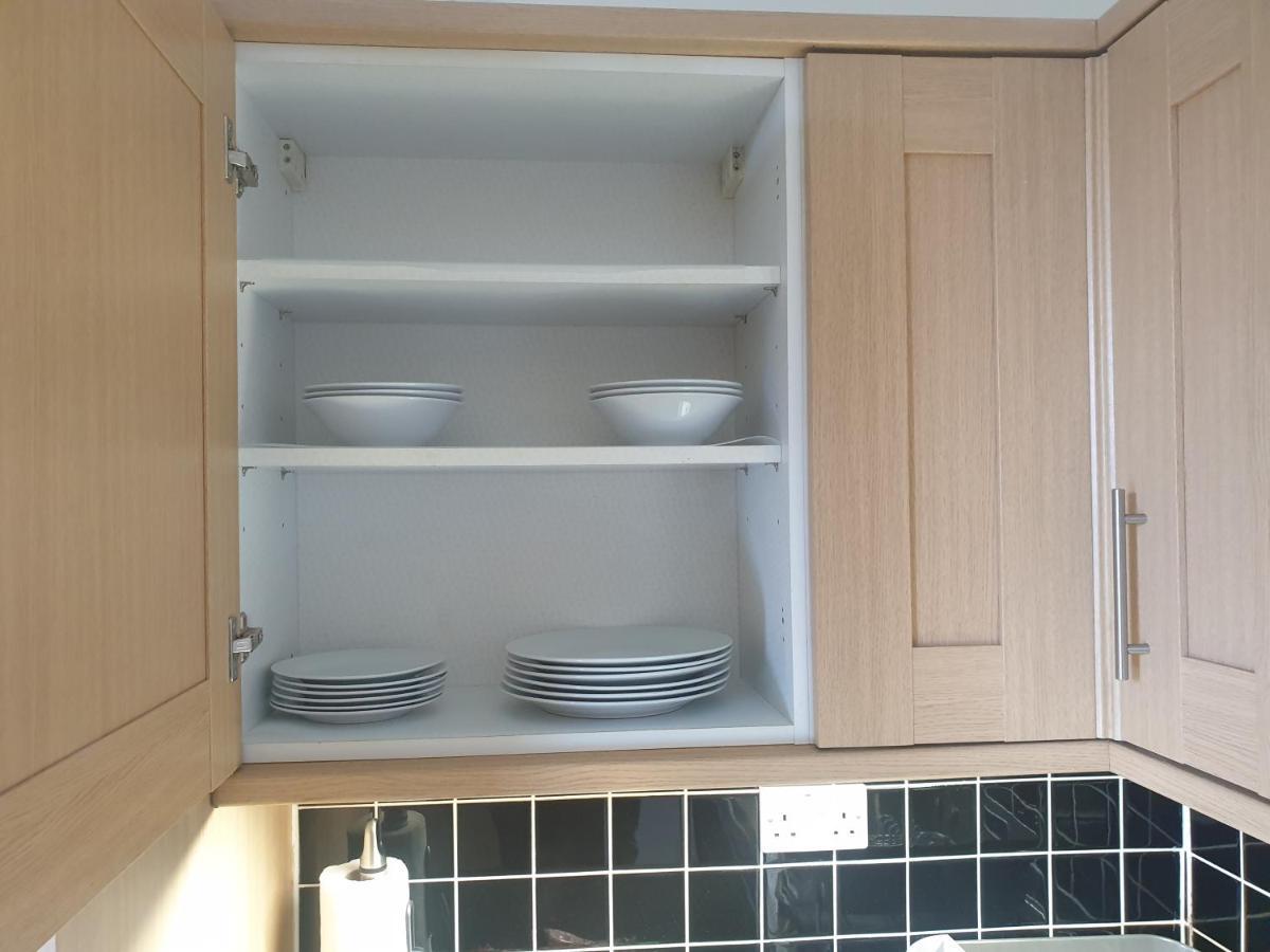 London Luxury Apartments 5 Min Walk From Ilford Station, With Free Parking Free Wifi المظهر الخارجي الصورة